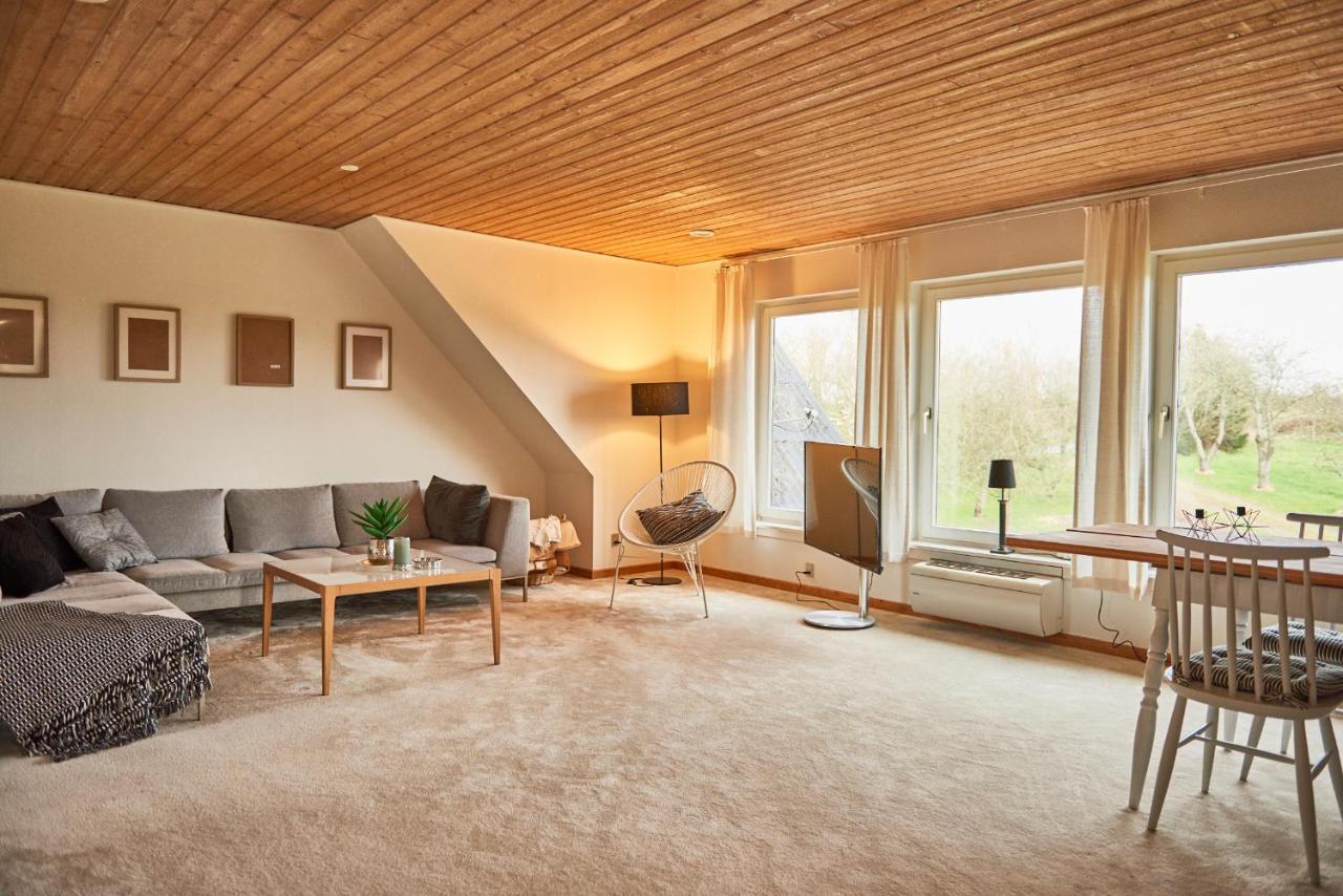 Stylish Vacation Home - Close To Sea And Nature Hejls Exteriör bild